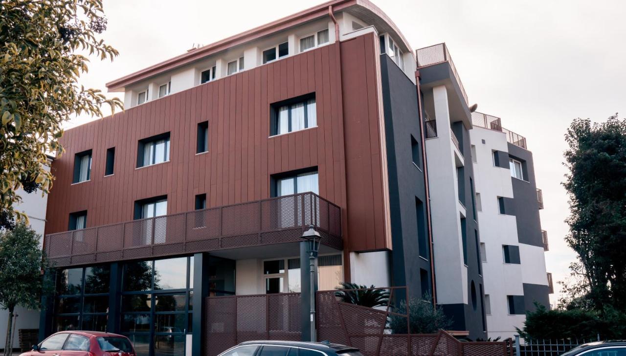 K Modern Hotel Peschiera del Garda Zewnętrze zdjęcie