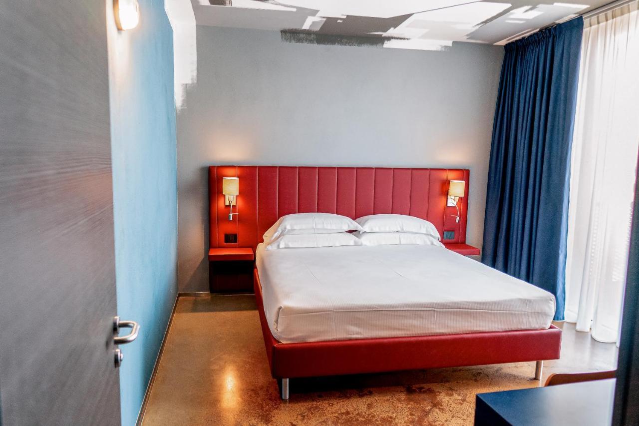 K Modern Hotel Peschiera del Garda Zewnętrze zdjęcie