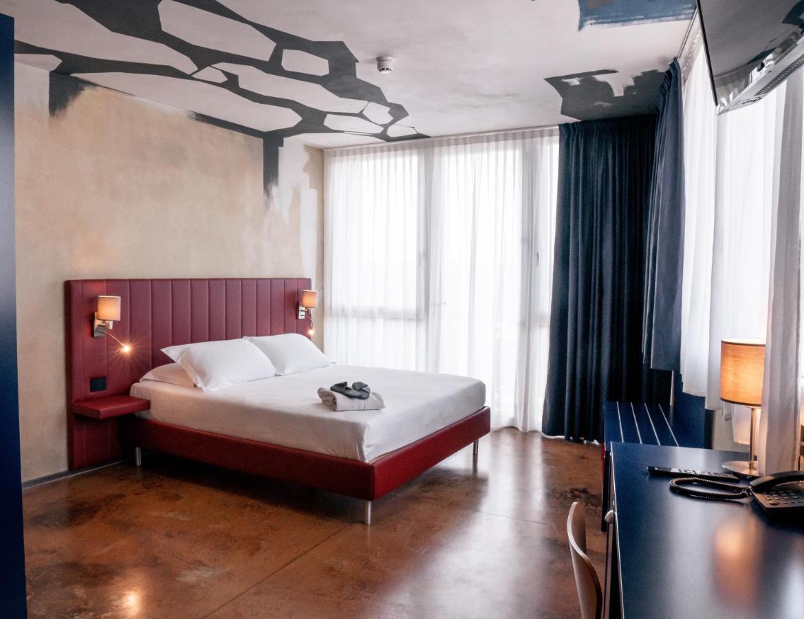 K Modern Hotel Peschiera del Garda Zewnętrze zdjęcie